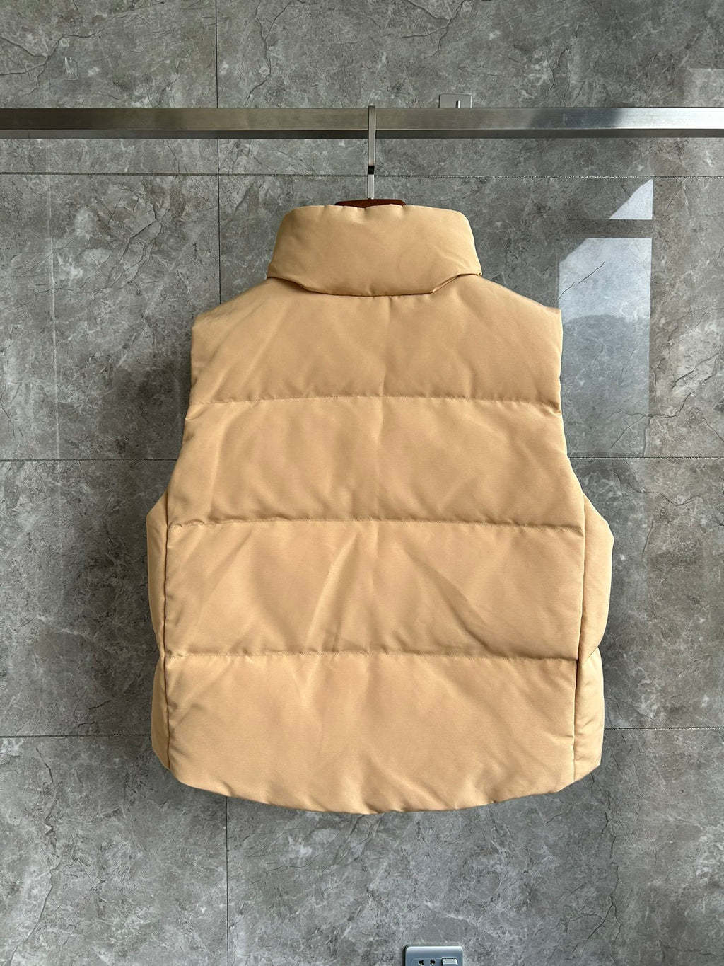 Canada Goose Sand Beige Black Badge Quilted Puffer Vest