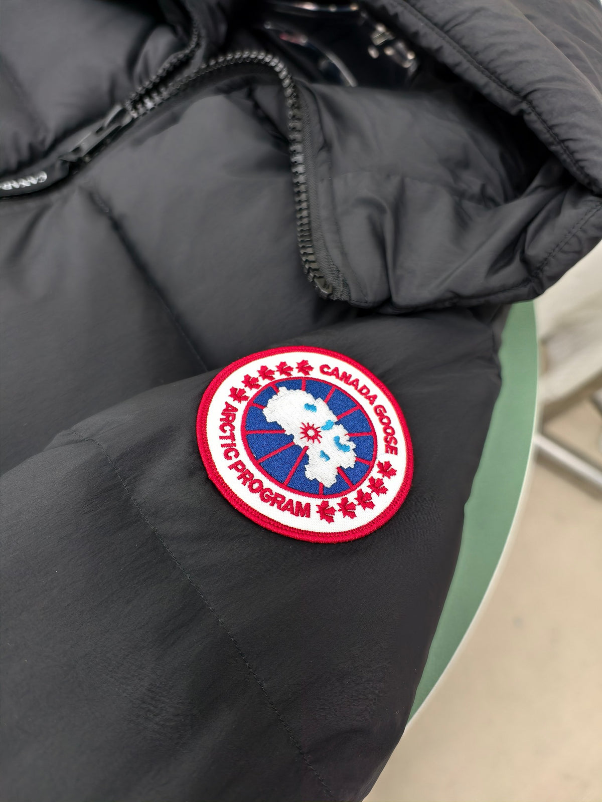 Canada Goose Black Classic Badge Hooded Puffer Jacket
