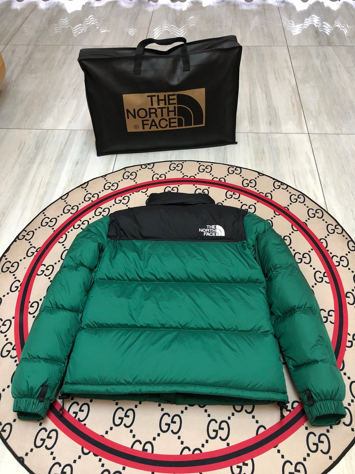 The North Face Emerald Green and Black Colorblock Stand Collar Puffer Jacket