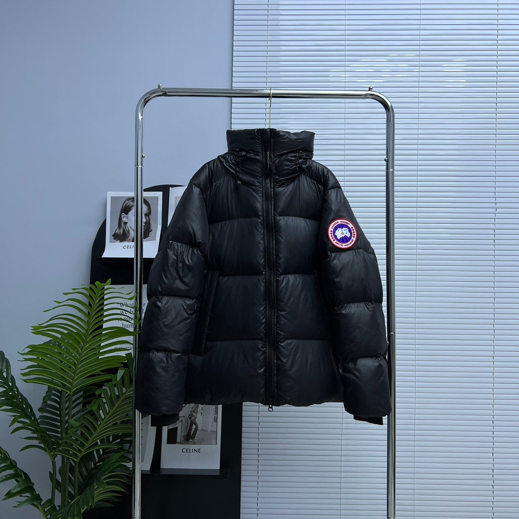 Canada Goose Black Classic Badge Hooded Puffer Jacket